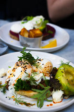 Salade et beurre de noix aux amandes